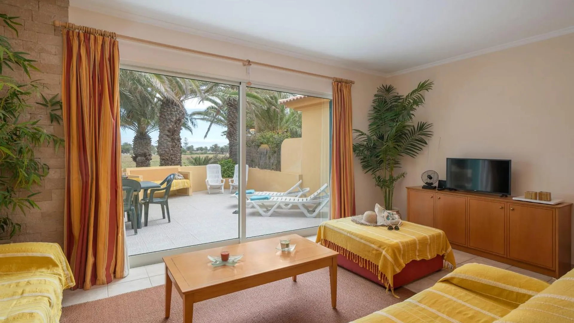 פורטו סנטו Casa Do Ribeiro Salgado By An Island Apart 0*, פורטו סנטו פורטוגל